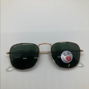 Ray-Ban Aviators Green Polarized Lens